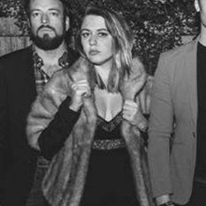 Meet your Posher, Leslie